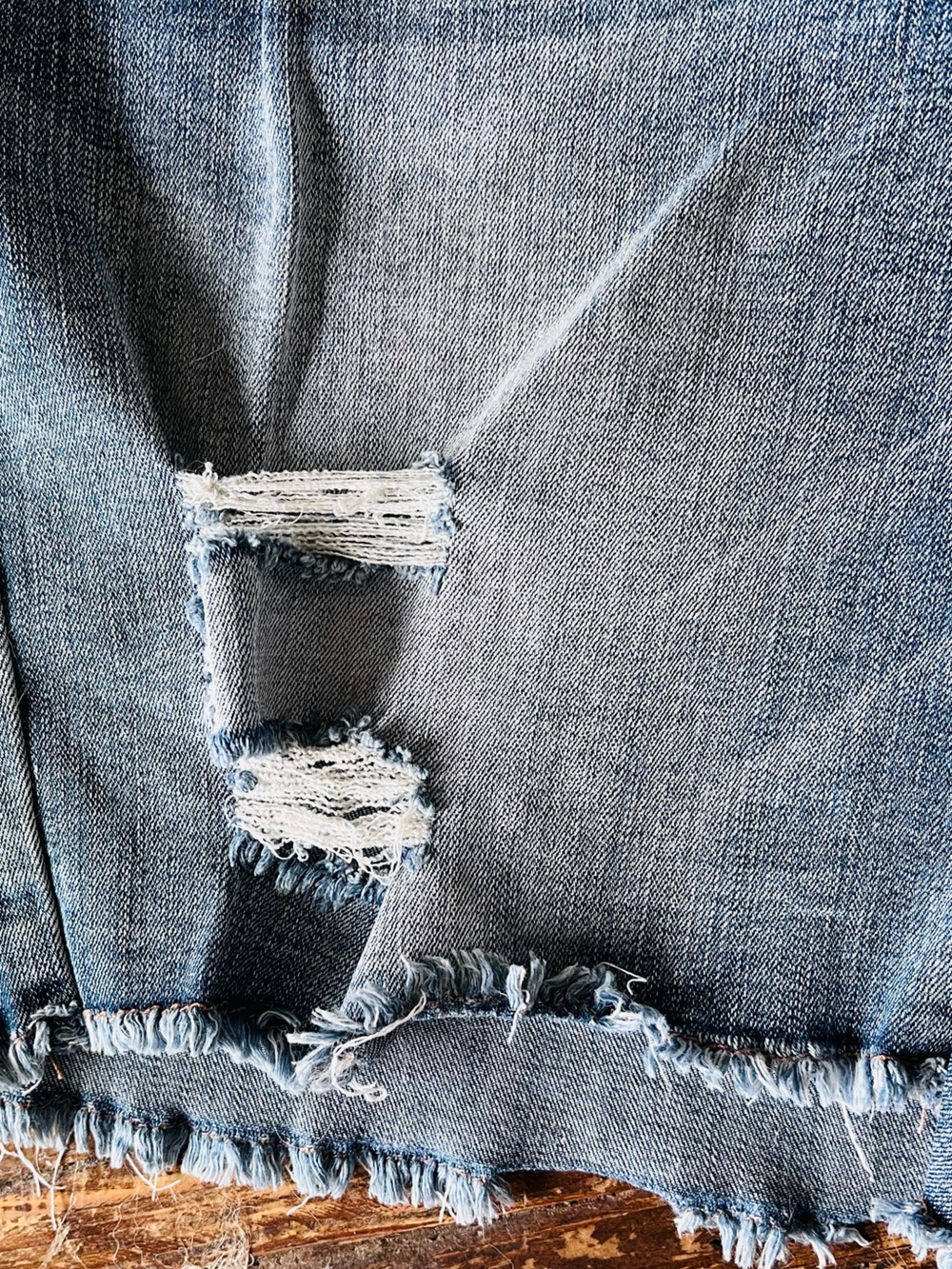 Grace & Lace Distressed Med-Blue Jean Shorts Sz 8 EUC - Picture 5 of 10
